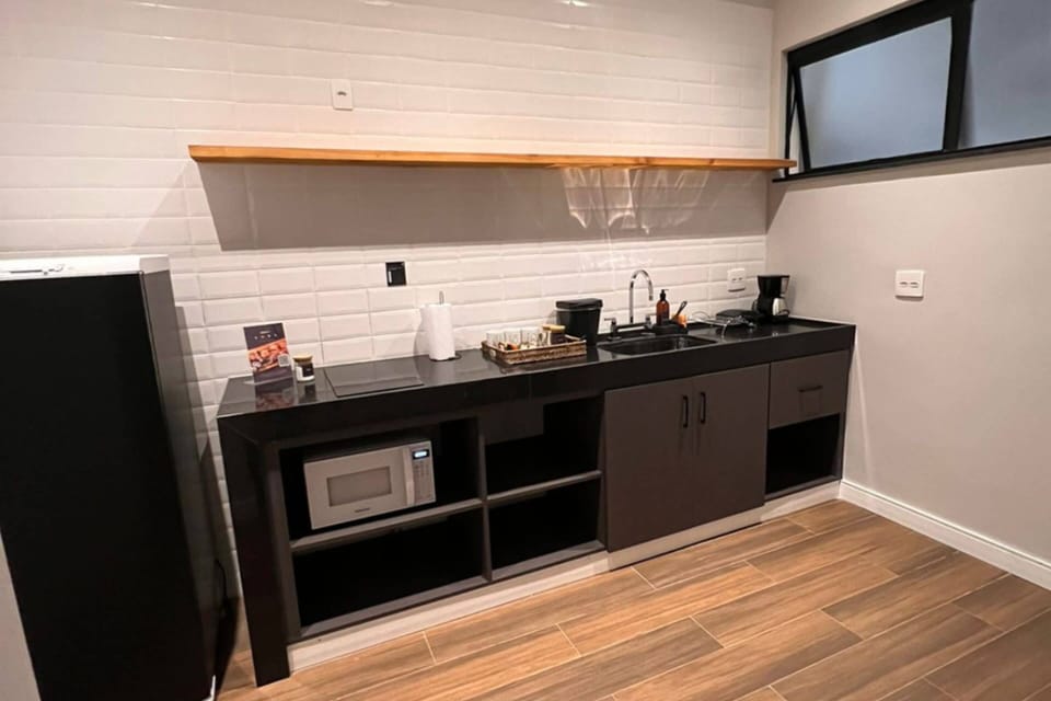 Room, Accessible | Private kitchen | Fridge, microwave, stovetop, dining tables