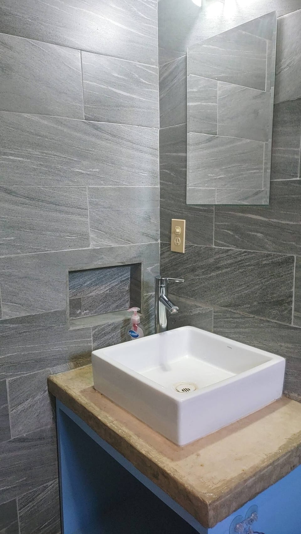 Economy Apartment | Bathroom | Towels