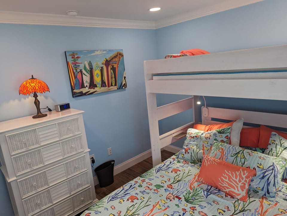 Guest Room 2