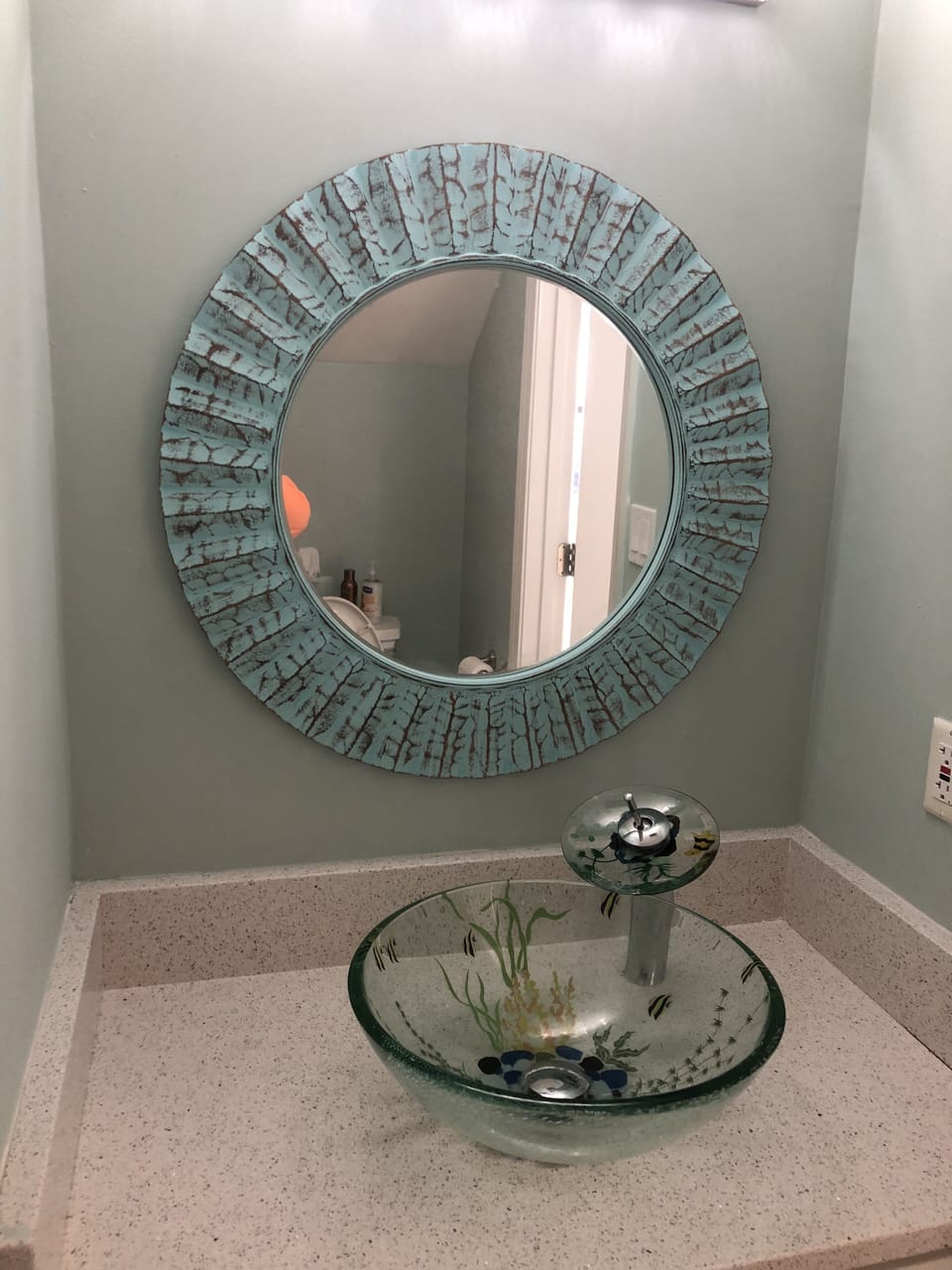 Powder
Room 
