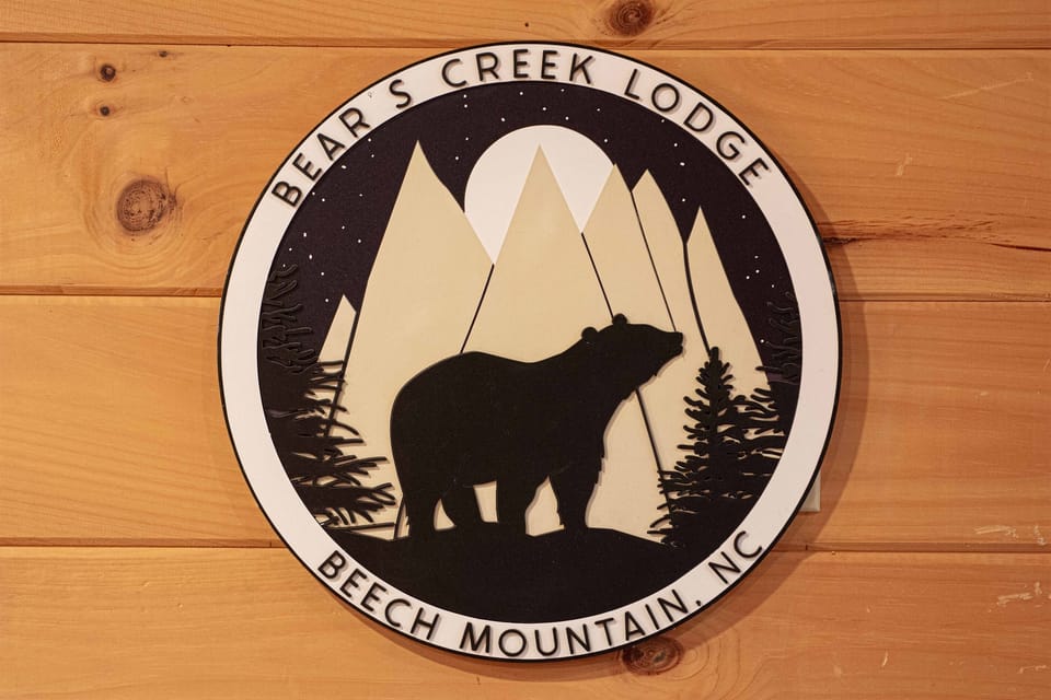 Enjoy Bear's Creek Lodge in Beech Mountain, NC