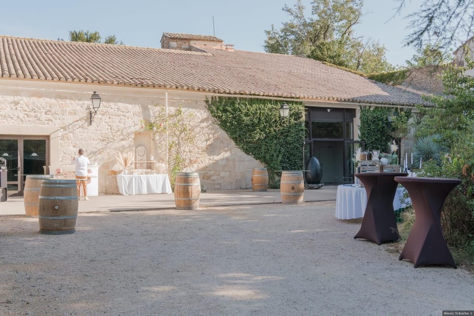 Domaine du Prieuré d'Estagel Bed and Breakfast in Provence