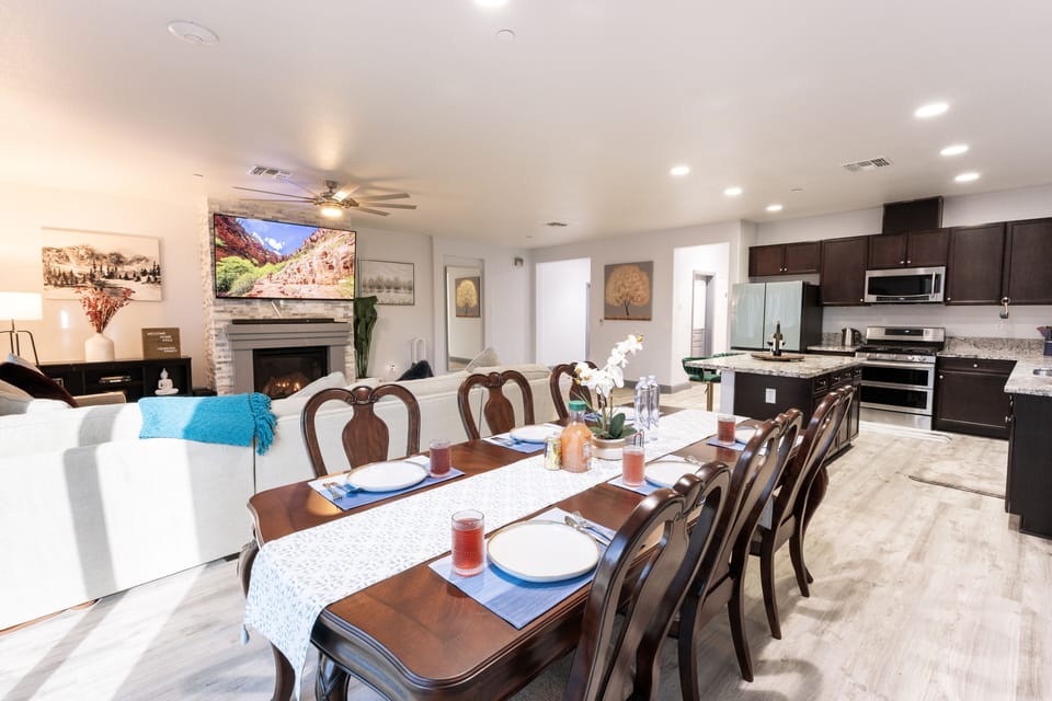 Our dining table is the perfect spot to create unforgettable memories #FamTime