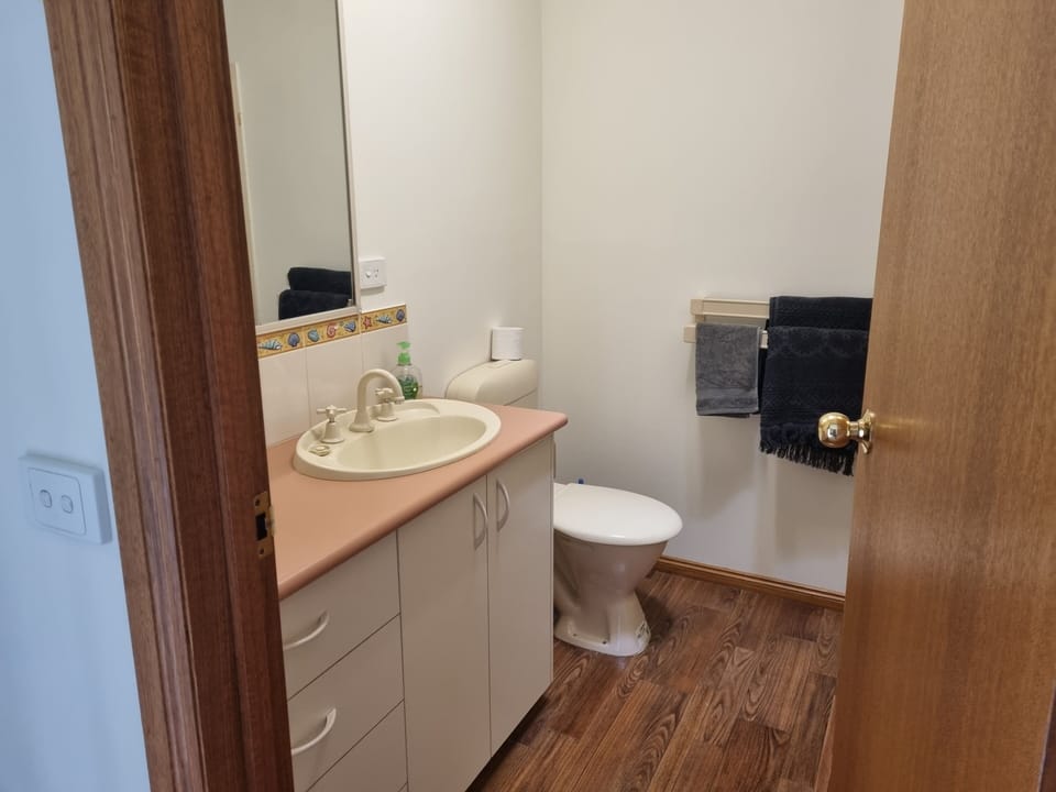 Ensuite