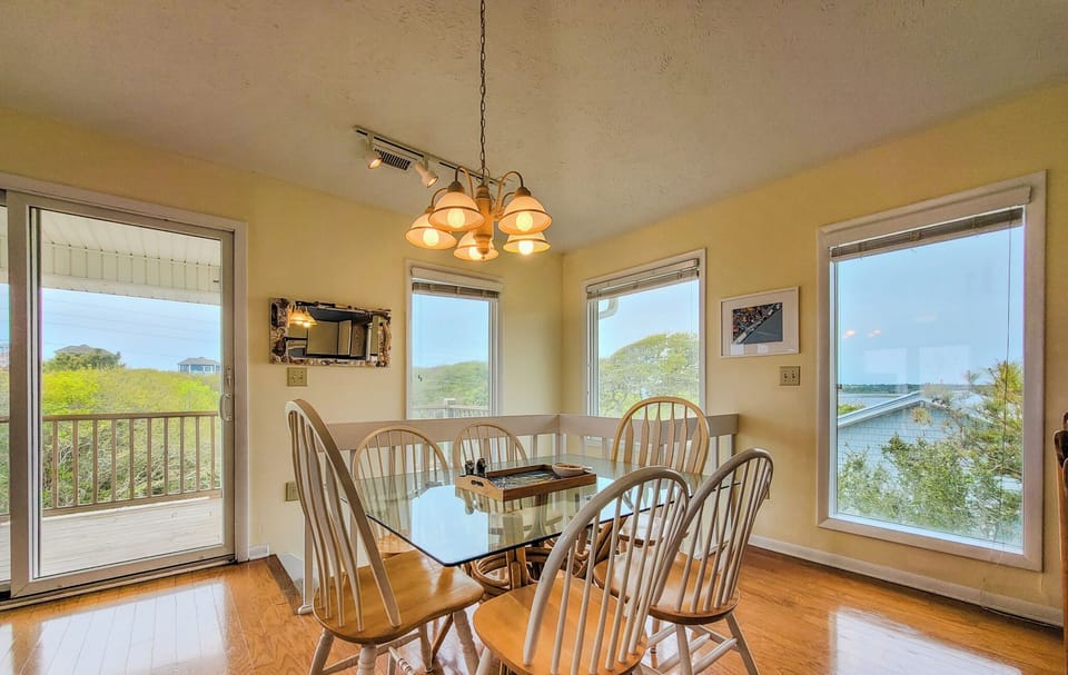 108 Loreen Dr (Double Vision [Int]) - watermarked-7