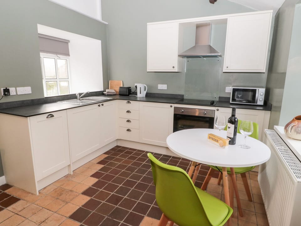 Fridge, dishwasher, electric kettle, cookware/dishes/utensils