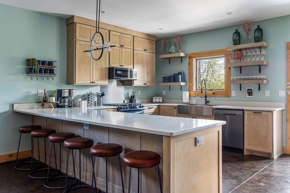 You will have plenty of room to pull up to the bar for a snack, coffee, or to chat with your group's chef (whoever that may be!)