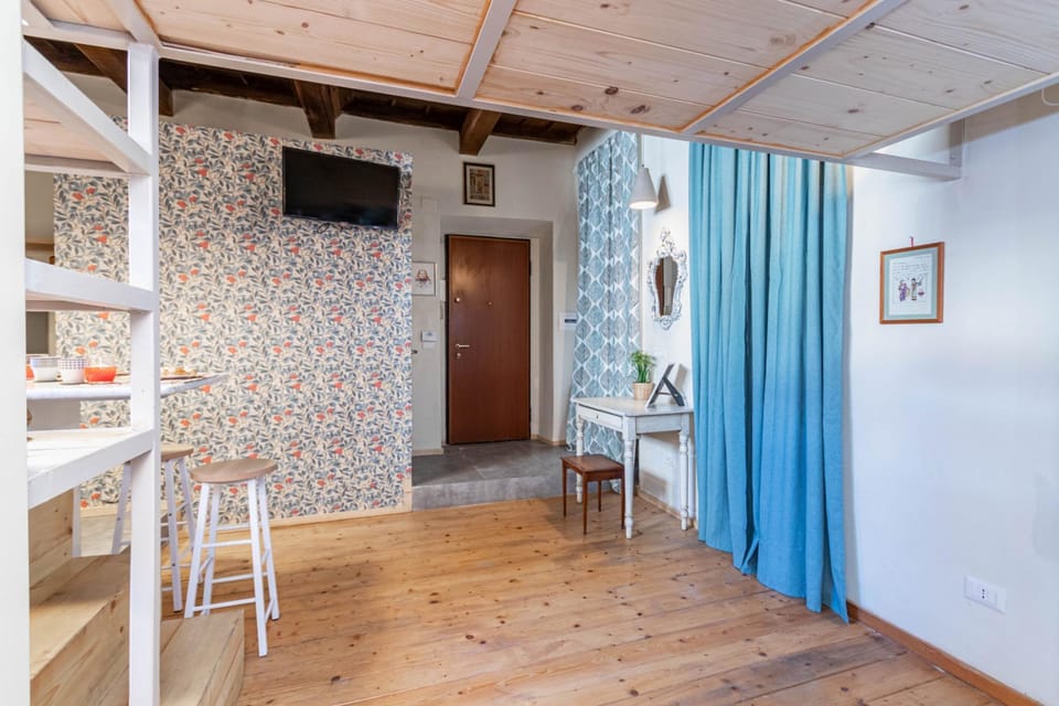 House | 1 bedroom