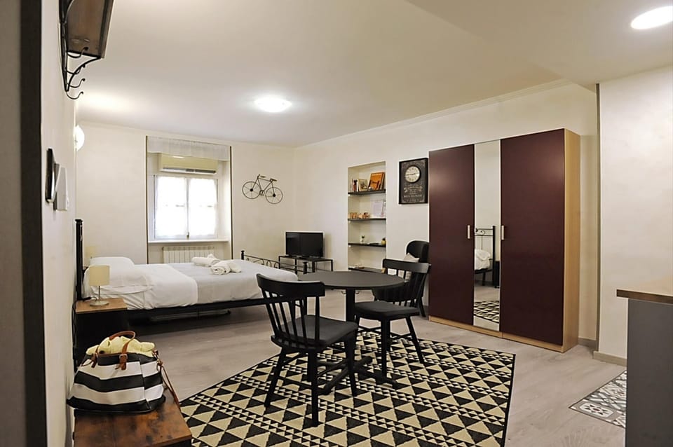 House | 1 bedroom