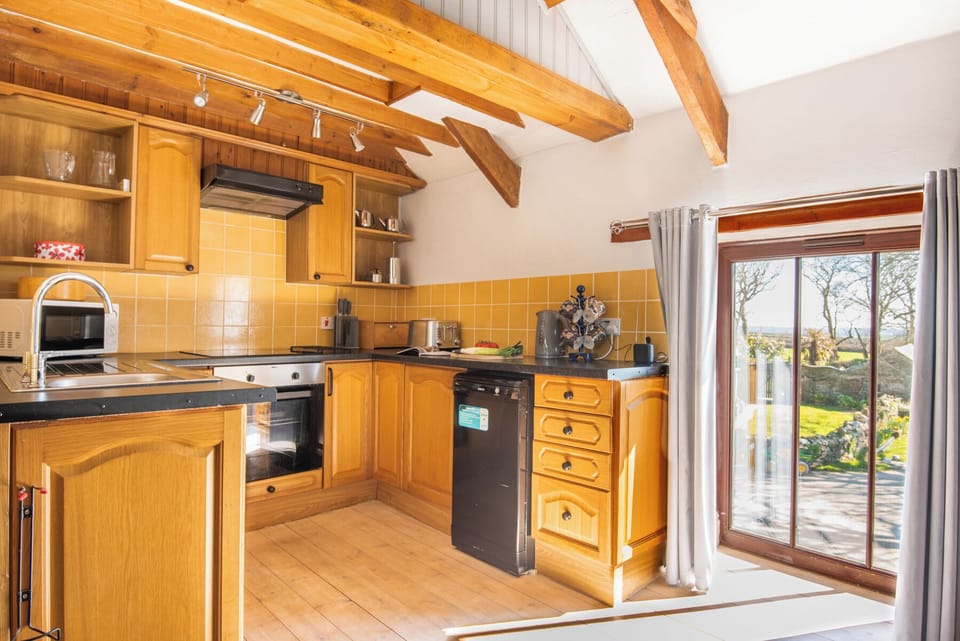 Well equipped kitchen