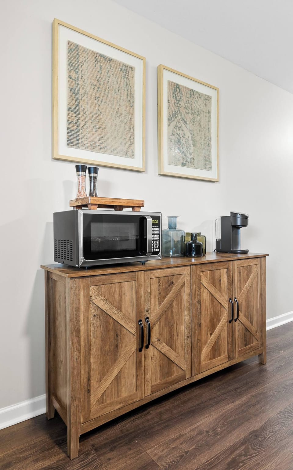 There is a microwave ready for heating up delicious meals and a coffee maker to help your prepare that perfect caffeine drink that will give you that needed energy early in the morning!