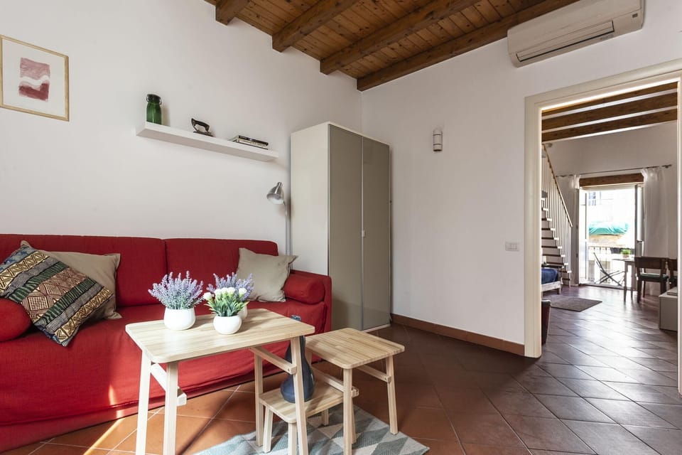 House | 1 bedroom