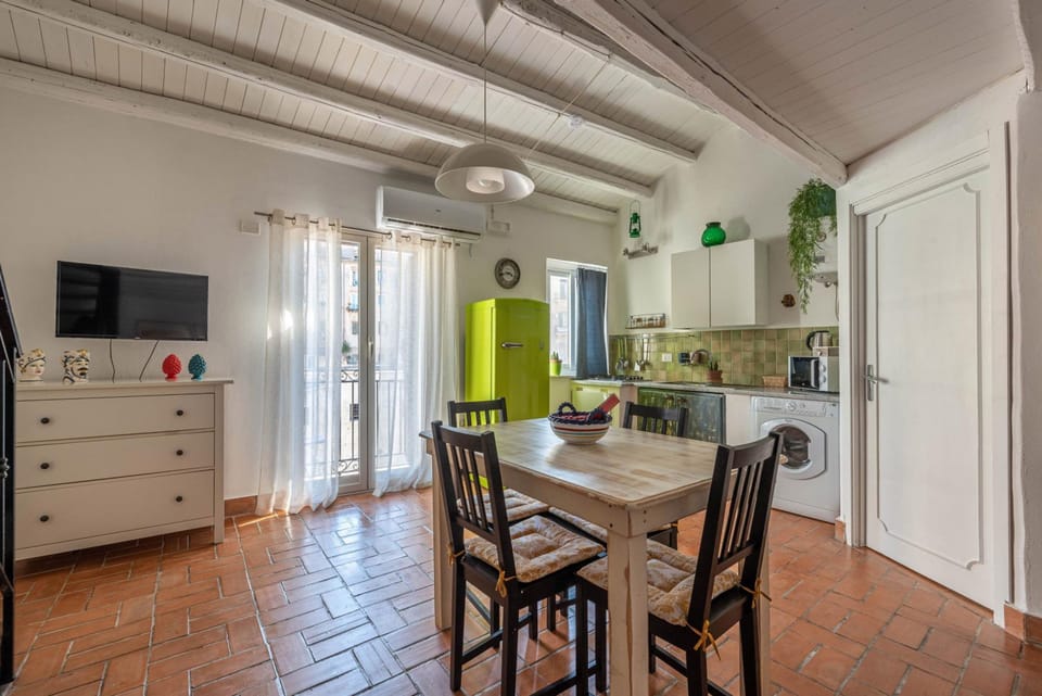 House | 1 bedroom