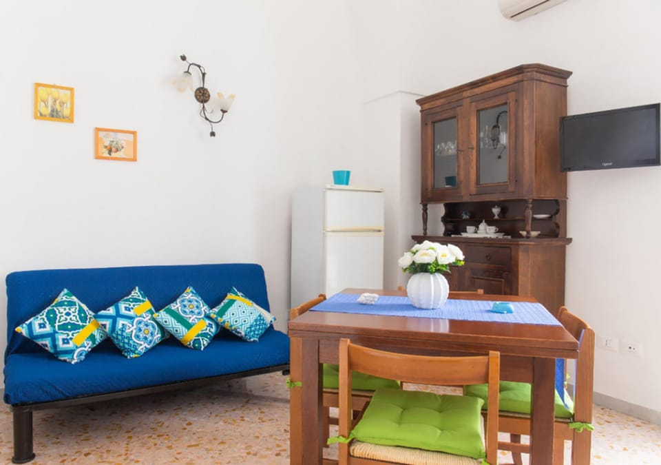 House | 1 bedroom