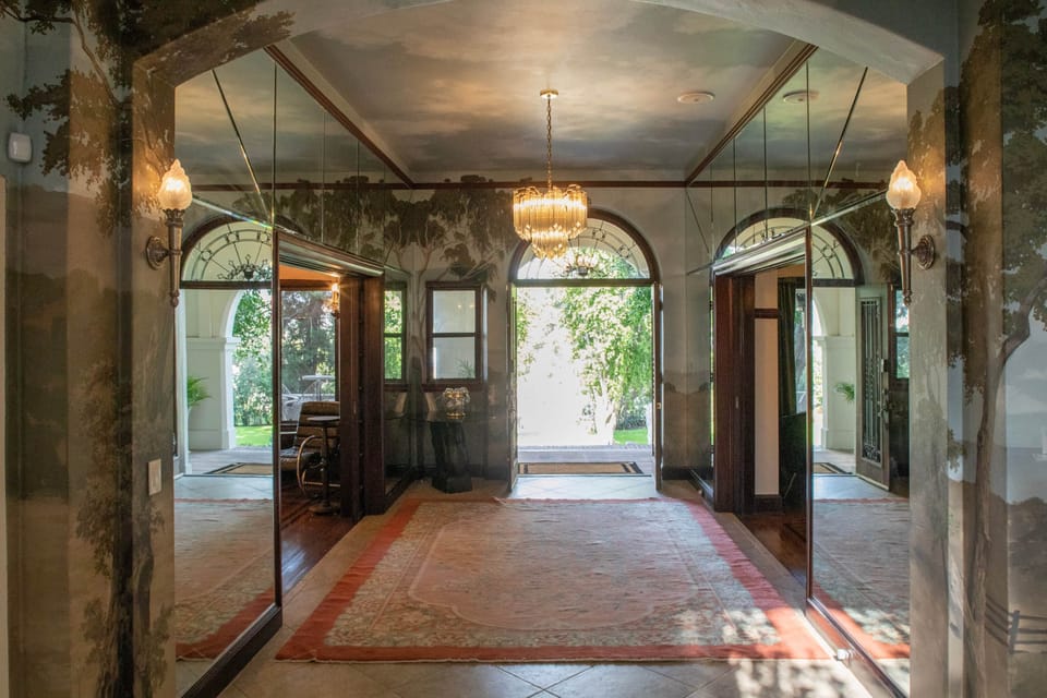 Foyer Facing Rear Door