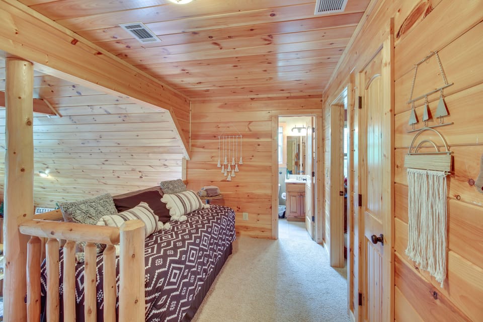 Loft | Twin Daybed