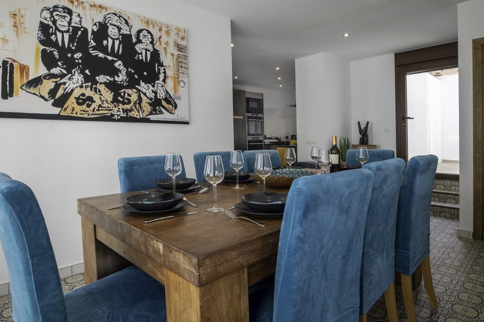 Open plan dining area