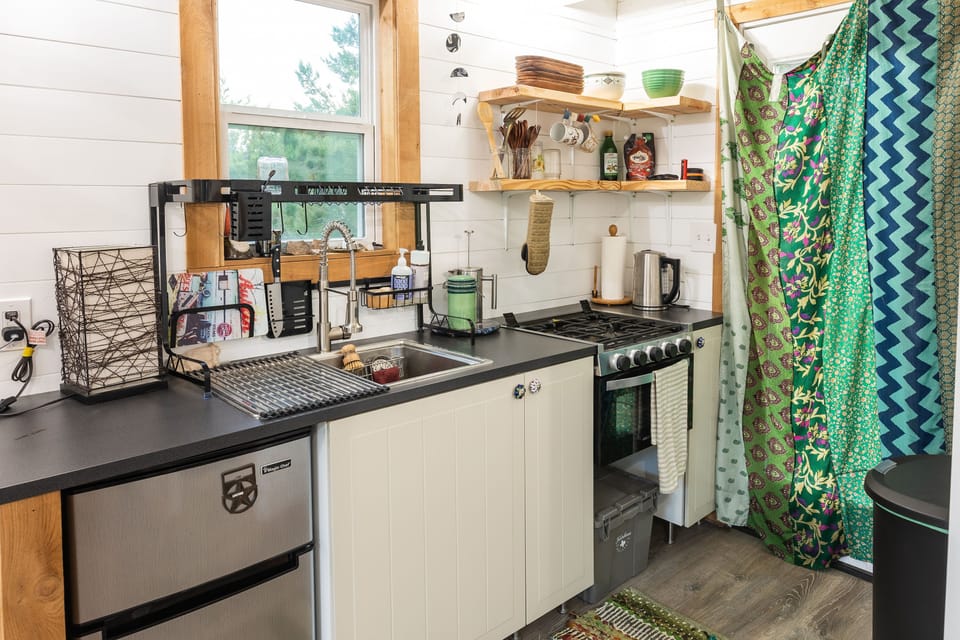 kitchen, propane stove and oven