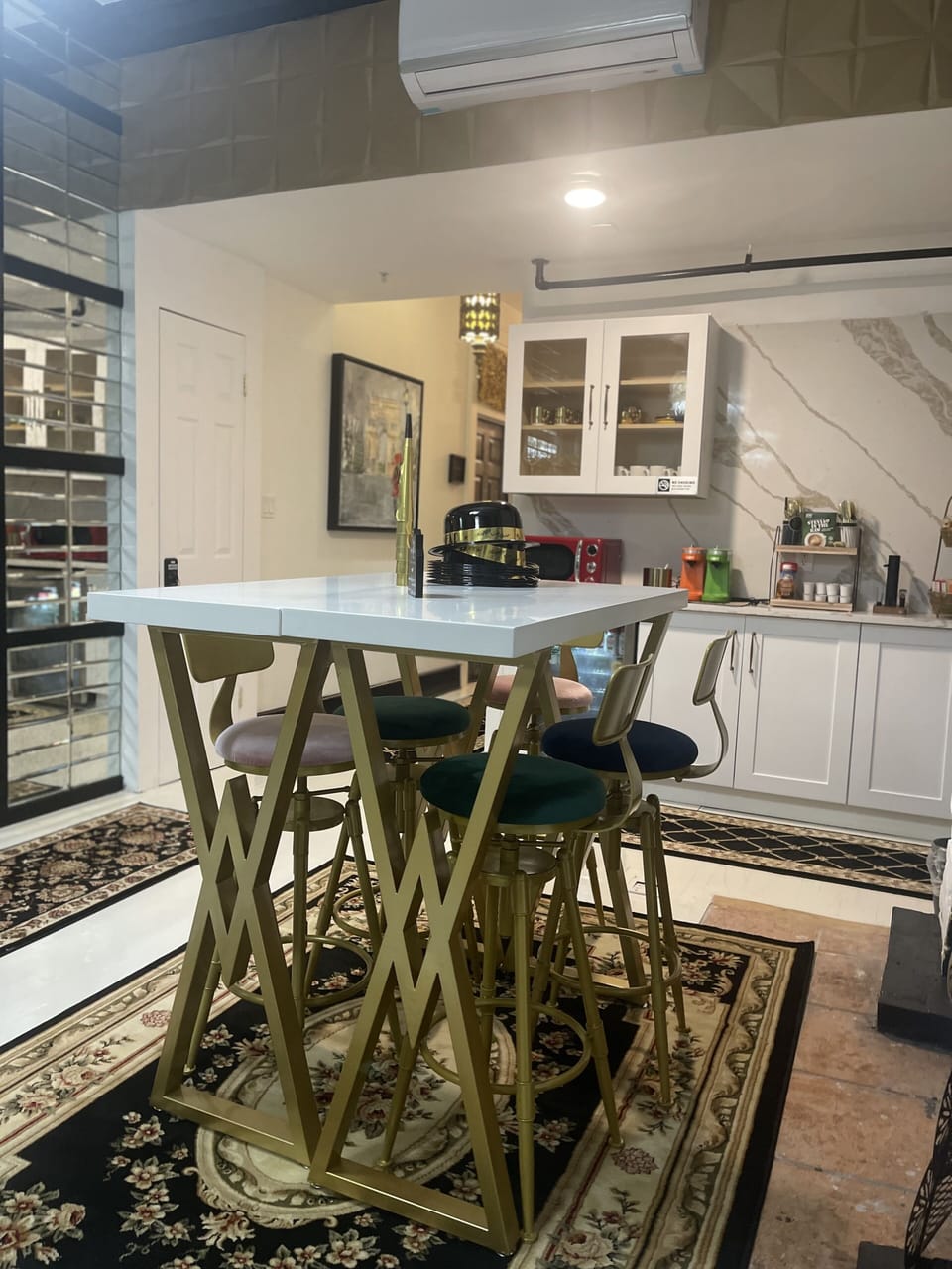 Breakfast area
