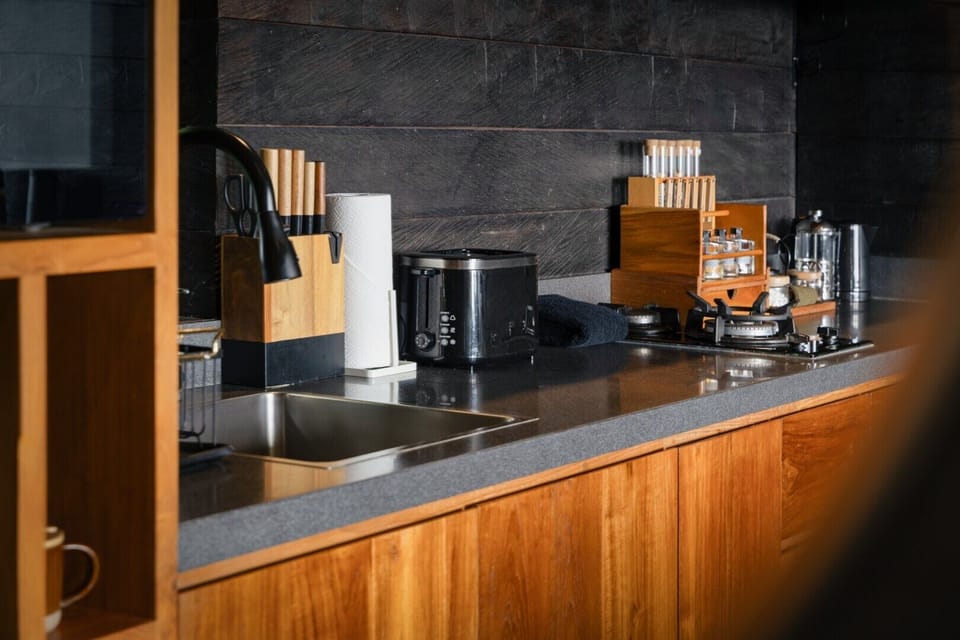 Premium Cabin, 2 Bedrooms, Valley View | Private kitchen | Coffee/tea maker, electric kettle
