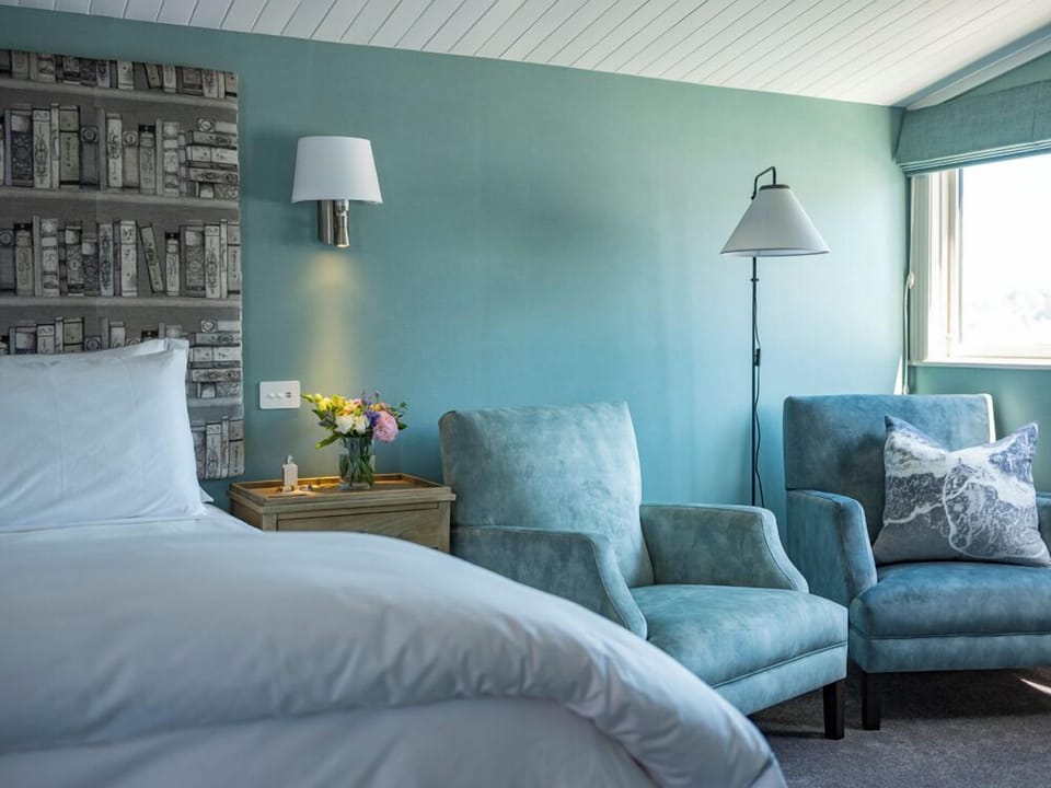 Deluxe Double or Twin Room | Down comforters, in-room safe, individually decorated
