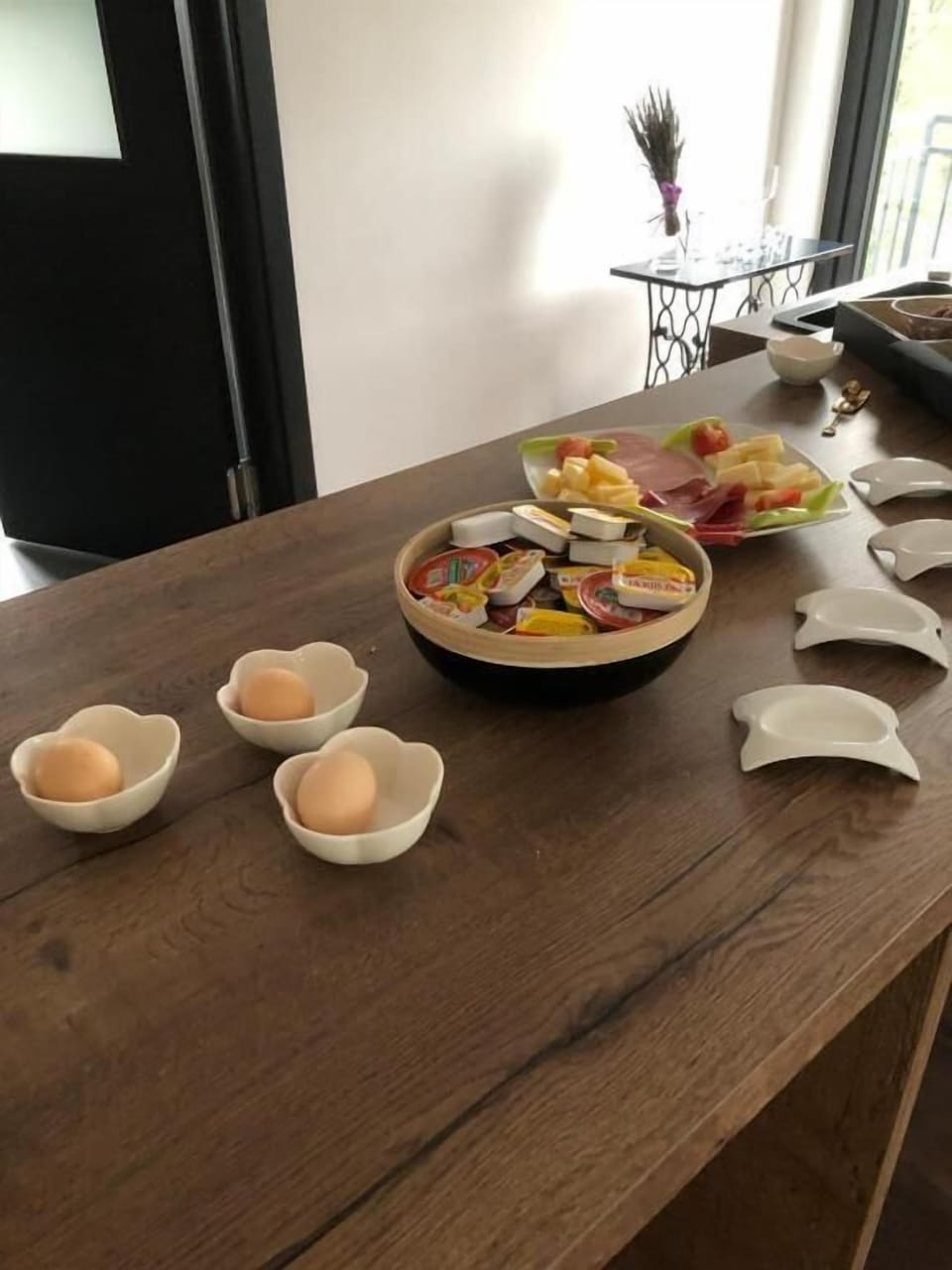 Daily buffet breakfast for a fee