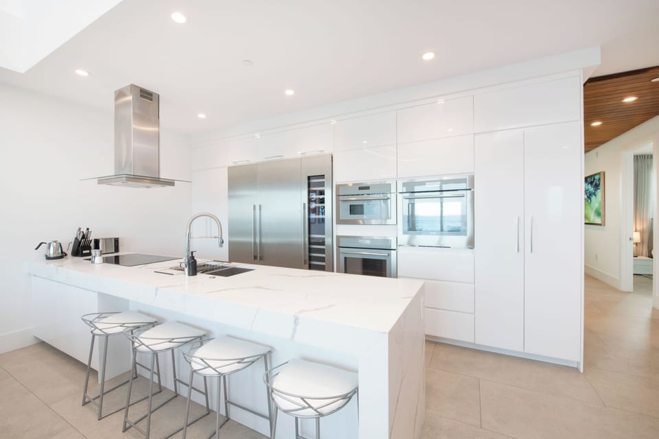 Kitchen island with seats for four.