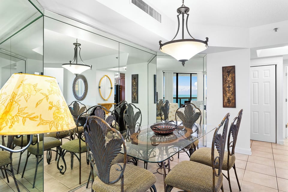 Surfside 1407 Dining Room Alt