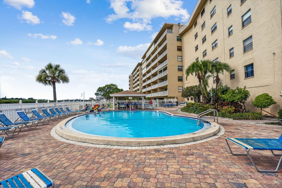 Heated Pool at Bayshore Yacht and Tennis Club