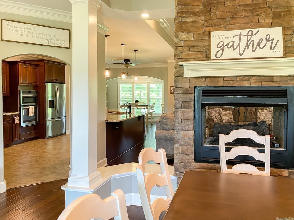 Dining Room-Kitchen to the Left