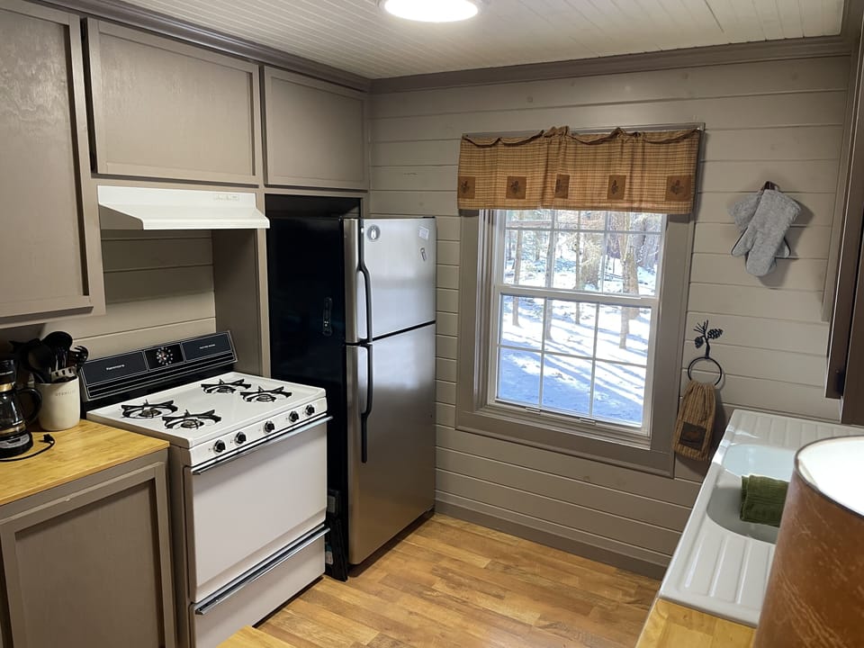 Kitchen gas stove