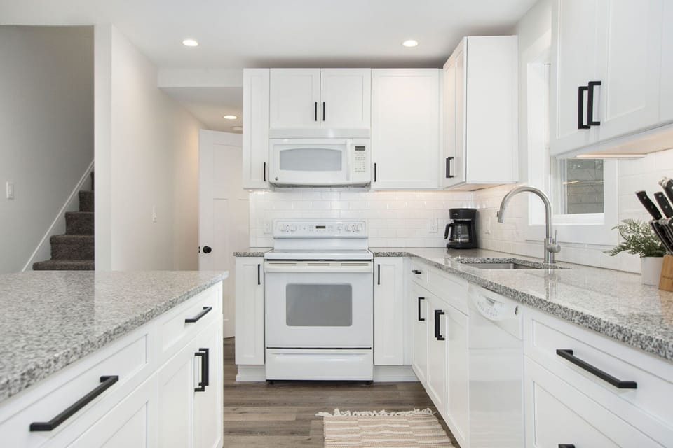 Fully stocked renovated kitchen.