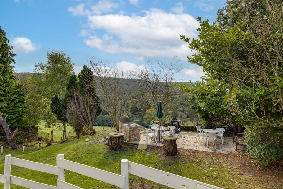 Cottage | Property grounds