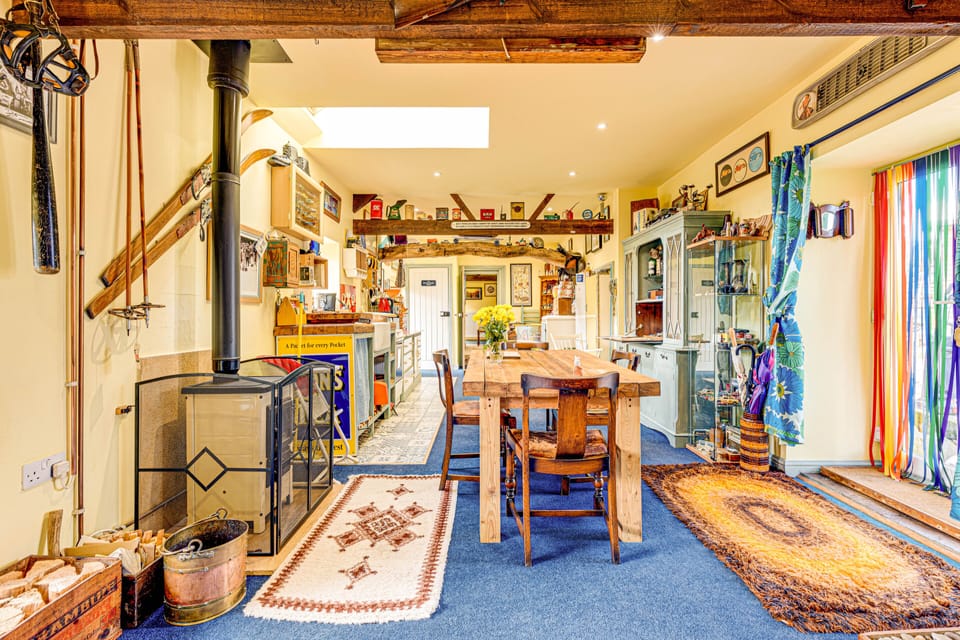 Cottage | Interior