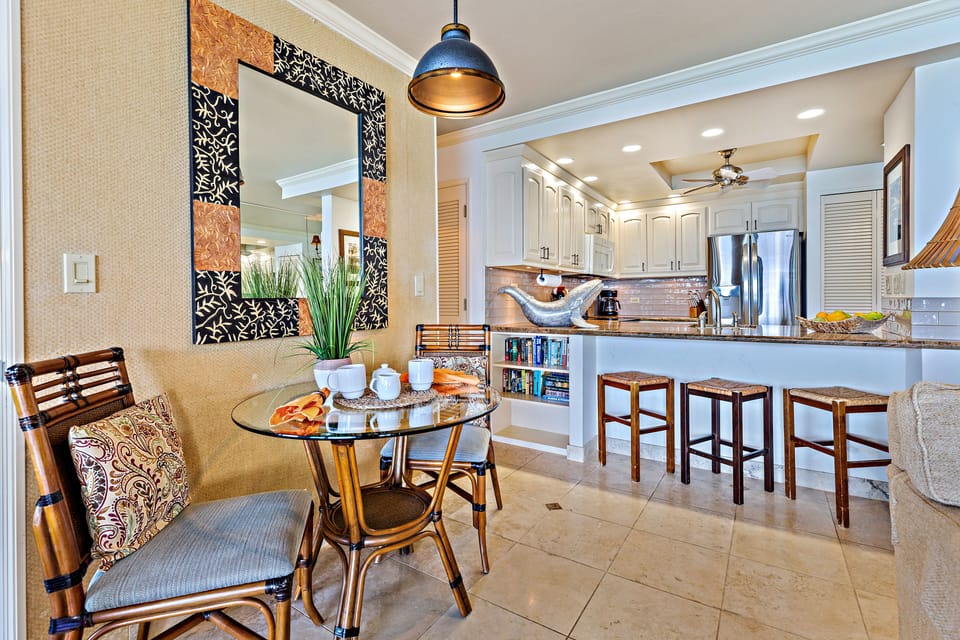 2-seater dining table