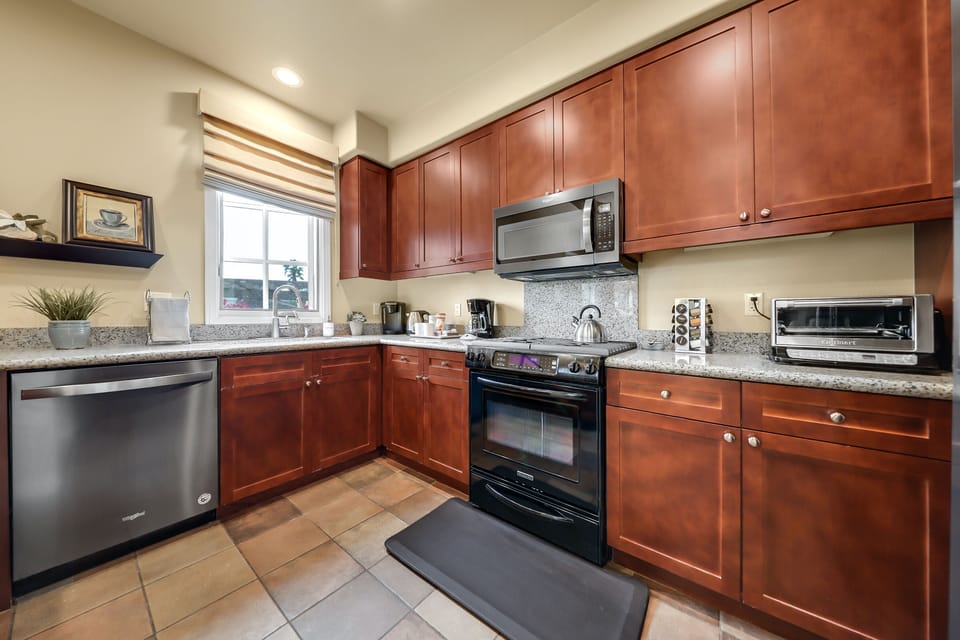 Fully stocked kitchen