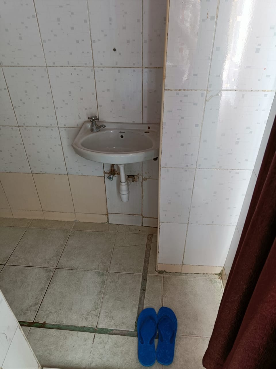 Standard Room | Bathroom | Shower, free toiletries, bathrobes, slippers