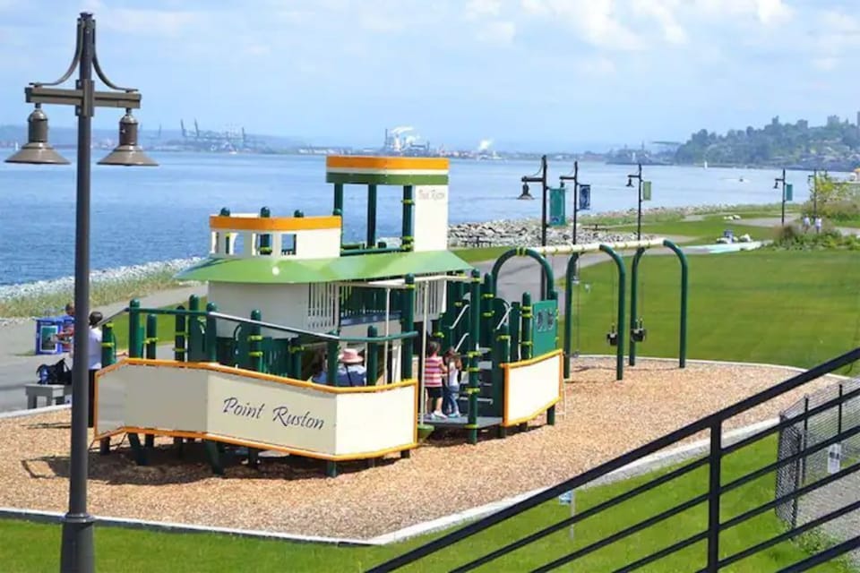 Ruston Way Waterfront is a great place to visit!