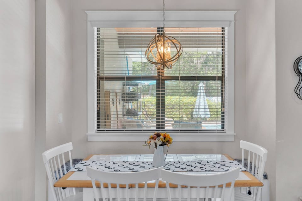 Informal dining overlooking the outdoors!