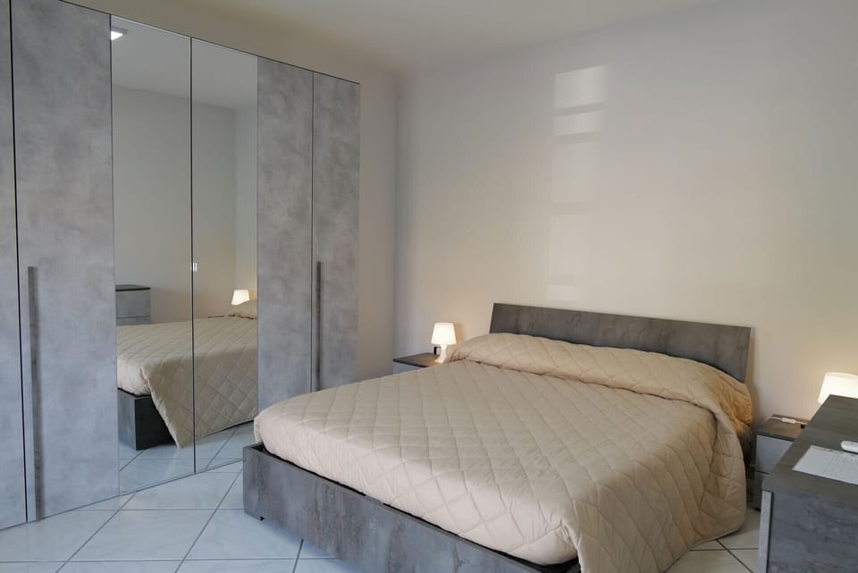 Family Suite | In-room safe, iron/ironing board, free WiFi