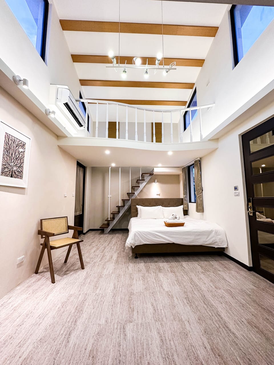 Premium bedding, individually decorated, free WiFi, bed sheets