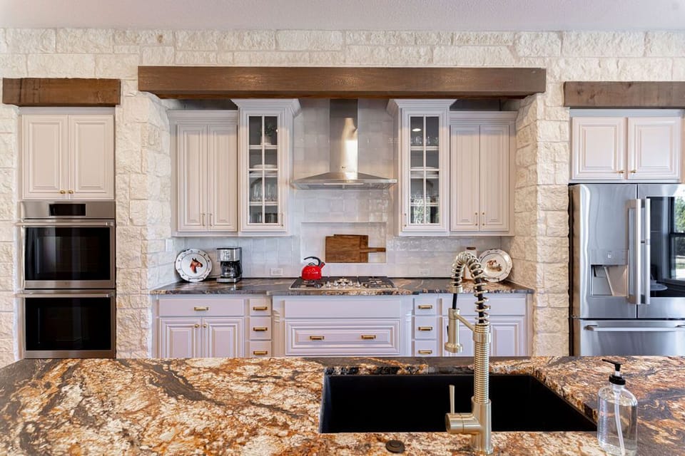 Main House Kitchen - Walker Luxury Vacation Rentals