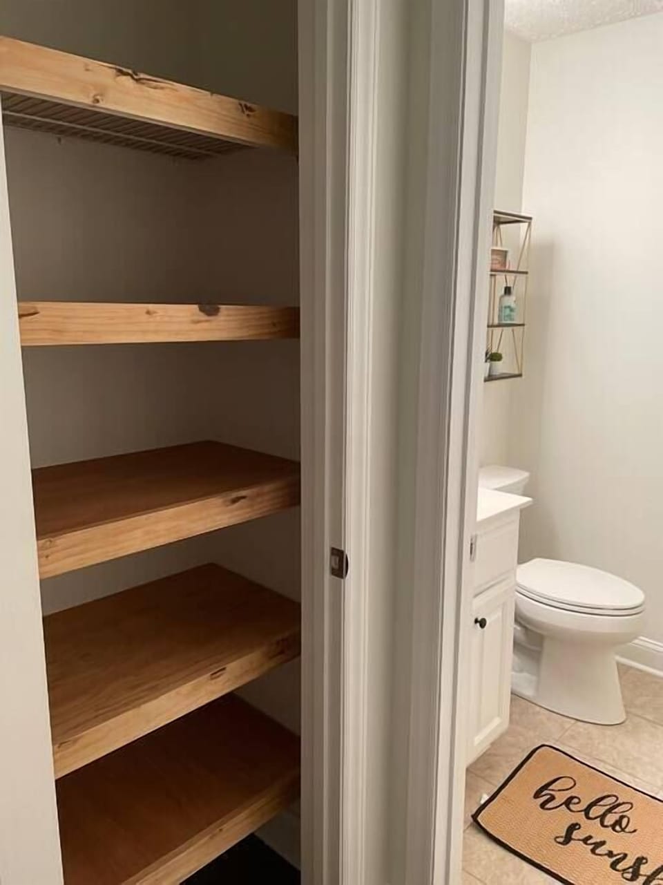 Towel closet 