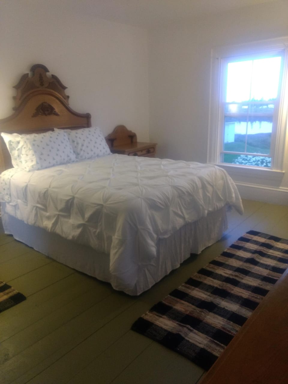 Master bedroom, luxury Queen