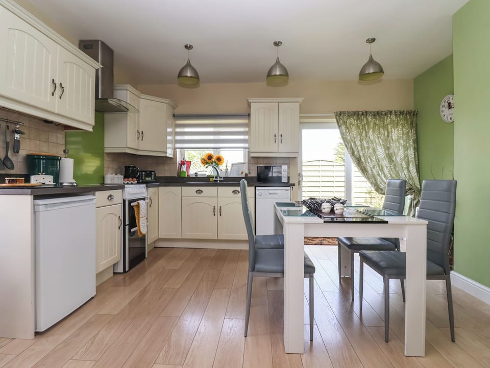 Fridge, dishwasher, electric kettle, toaster