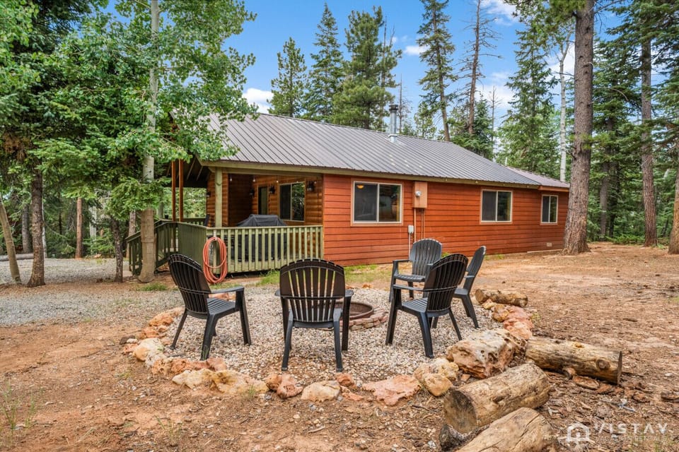 Guests are responsible of bringing their own  lighters, lighter fluid, fire starters, or firewood.