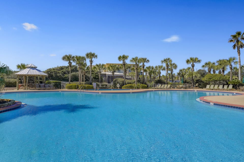 Spend your mornings relaxing by the expansive Gulf front pool before walking directly onto one of the most beautiful beaches along the Emerald Coast.