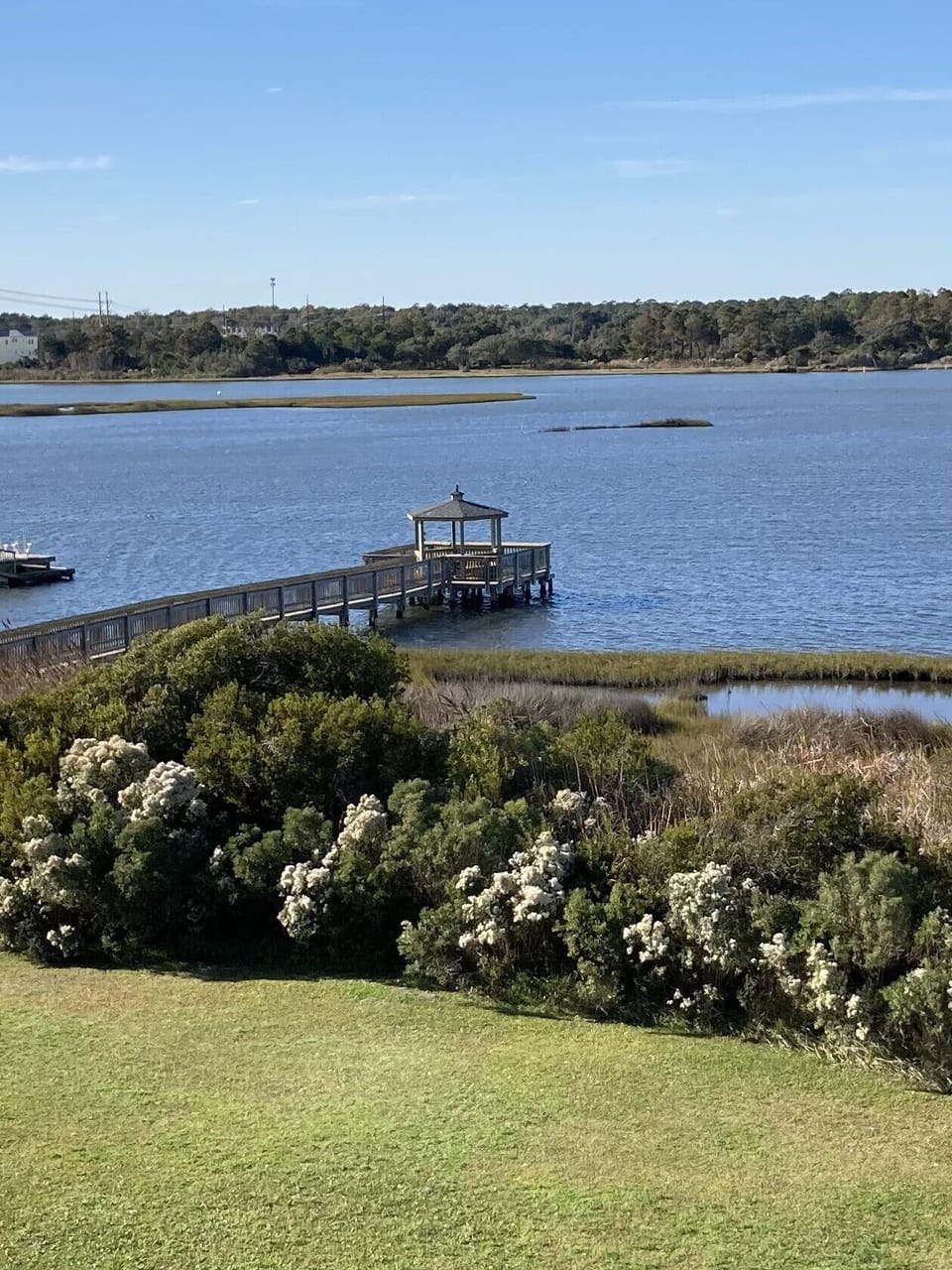 The gazebo in the backyard for fishing, catching crabs and picnics.