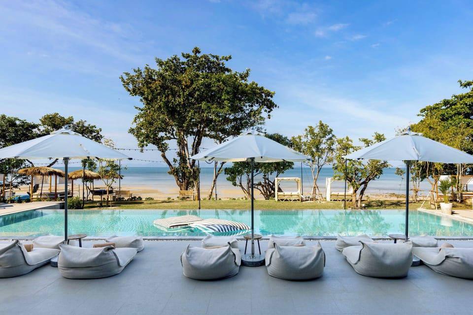 Beach bar