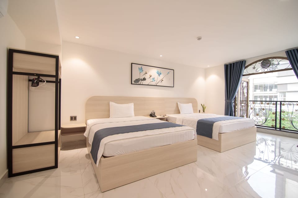 Double or Twin Room | Desk, free WiFi, bed sheets